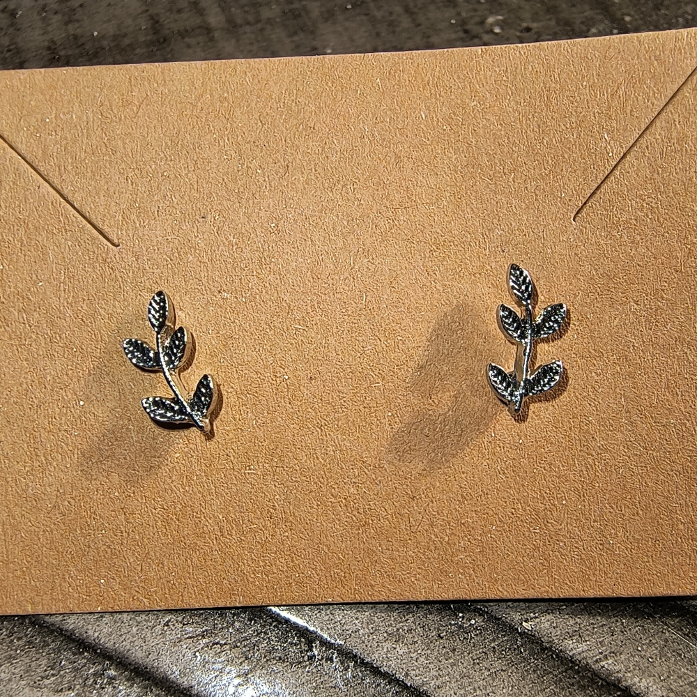 Silver Leaf Earrings
